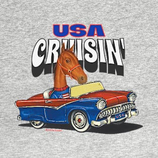 Cute Horse driving funny vintage car through the USA T-Shirt